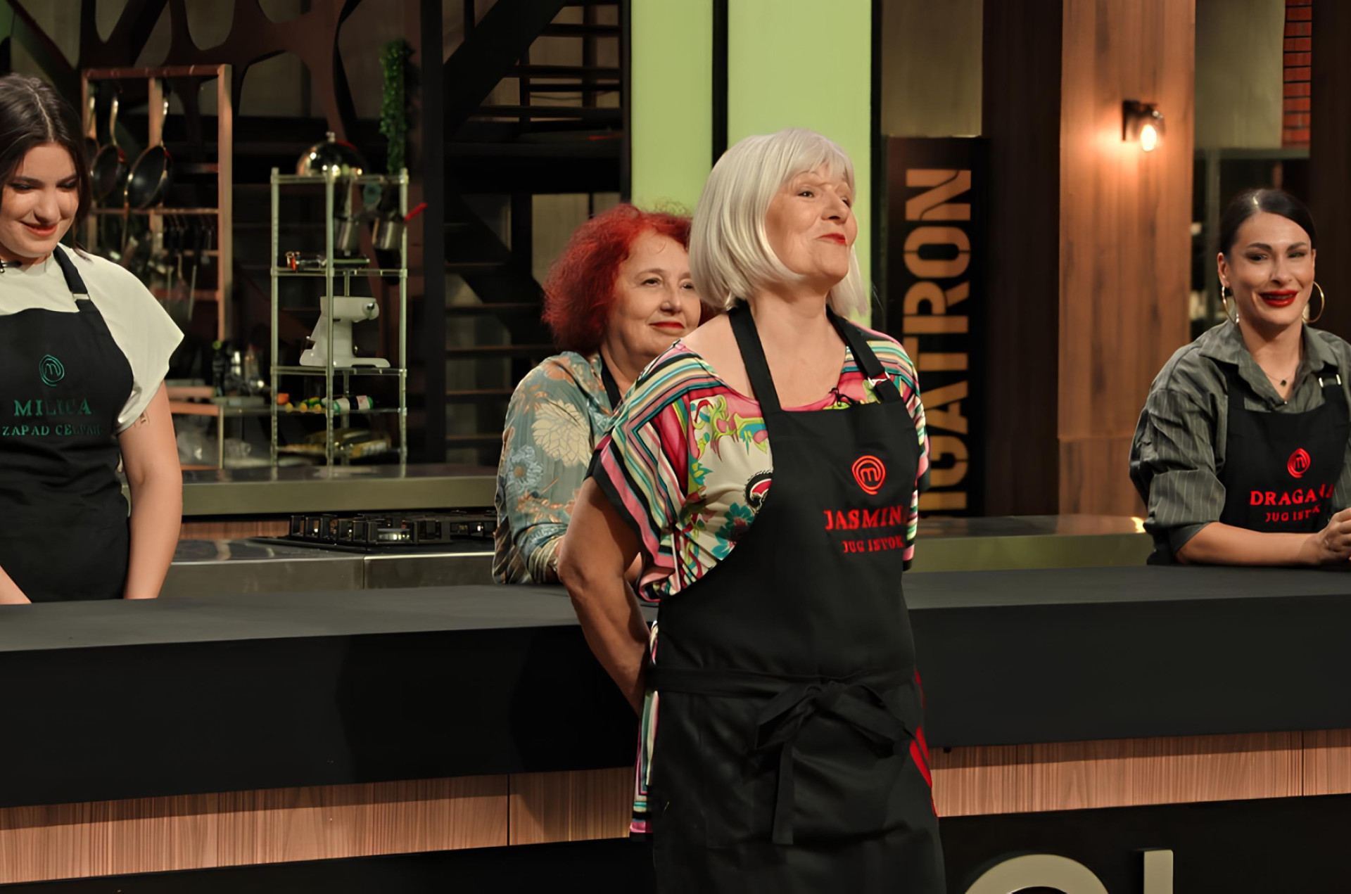 "OSTACI OD BRODOLOMA" Jasmina poslužila svoju BELU LAĐU, a u studiju ponovo SMEH DO SUZA