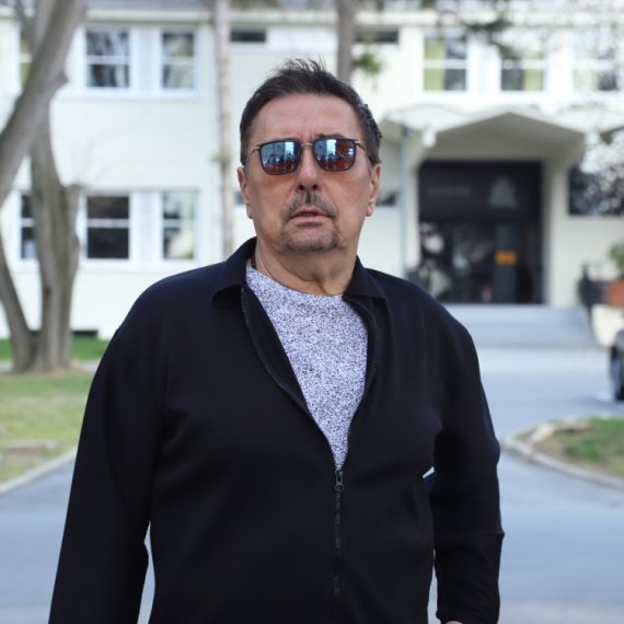 Dragan Kojić Keba bez dlake na jeziku! "Mili se pripitomio malo"; Evo ŠTA pevač zaista misli o članovima žirija "Zvezda Granda"