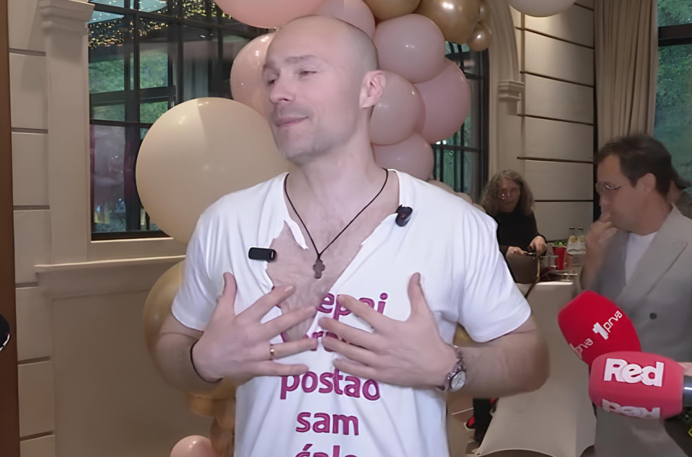 Harmonikašu pocepali sve majice zbog rođenja ćerke! Pogledajte kako je bilo na proslavi i šta je Sofra poklonio supruzi (VIDEO)