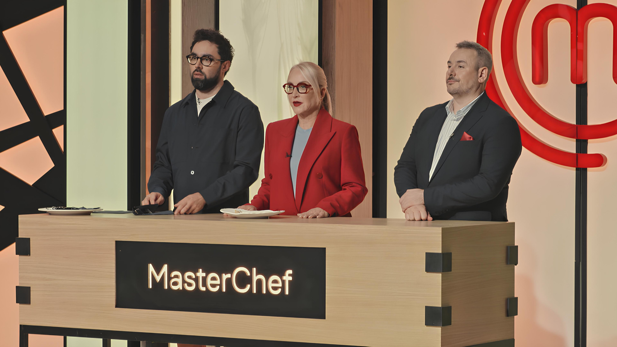 MasterChef Srbija - Petak, 17. april - Vreme je da sudije vide kako se ko od takmičara snalazi individualno!