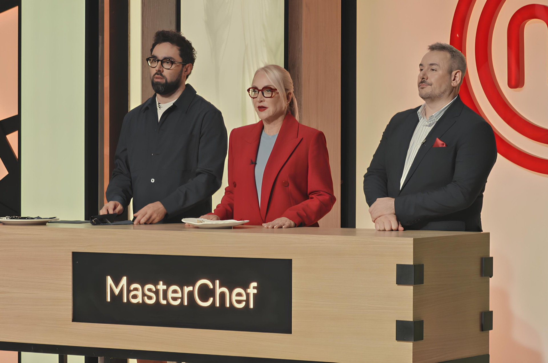 MasterChef Srbija - Petak, 17. april - Vreme je da sudije vide kako se ko od takmičara snalazi individualno!