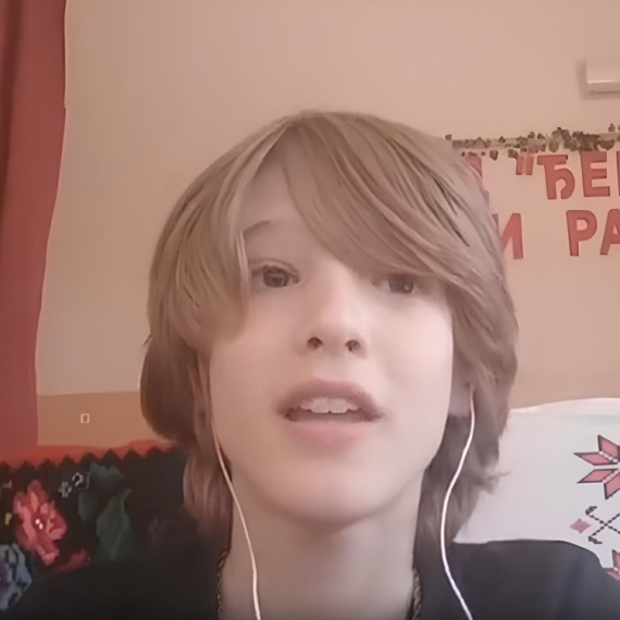 "Više se ne šale i ne vređaju me kao pre": Viktor je rešio da sa svojim ĆILIMOM UĐE U GINISOVU KNJIGU REKORDA (VIDEO)