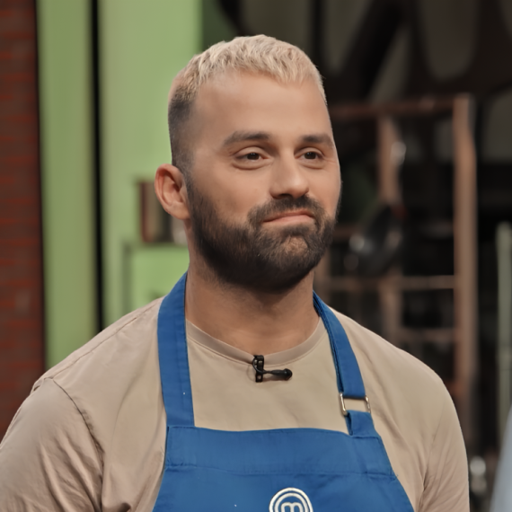 “Amere, danas ste pokazali šta znači timski rad” Ne samo da je pomagao kolegama, već je oduševio i sudije