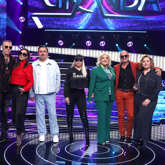 Zvezde Granda - Subota, 18. april - Haos zbog pesama koje je takmičar otpevao: „Neću da slušam crne pesme“