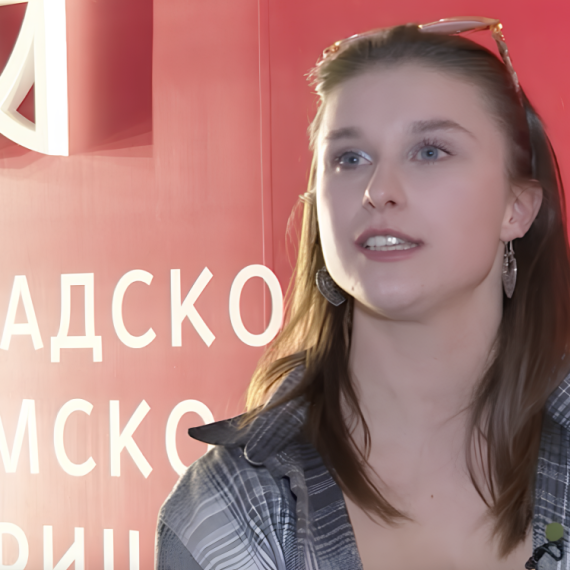 "Sebi kažem, budi srećna, budi zadovoljna, ali ne mogu jer sam zabrinuta" Koje misli muče glumicu Bojanu Stojković?