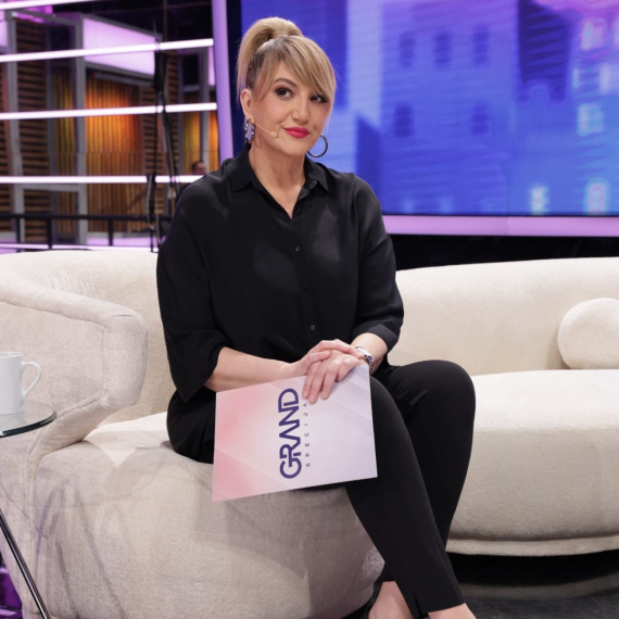 Grand Specijal - Nedelja, 19. april - Spremite se za lud provod, evo koji pevački tandem stiže kod Vesne i Siniše