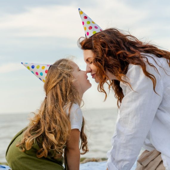 Ovo je ŠEST neprocenjivih trenutaka detinjstva koje pamtimo