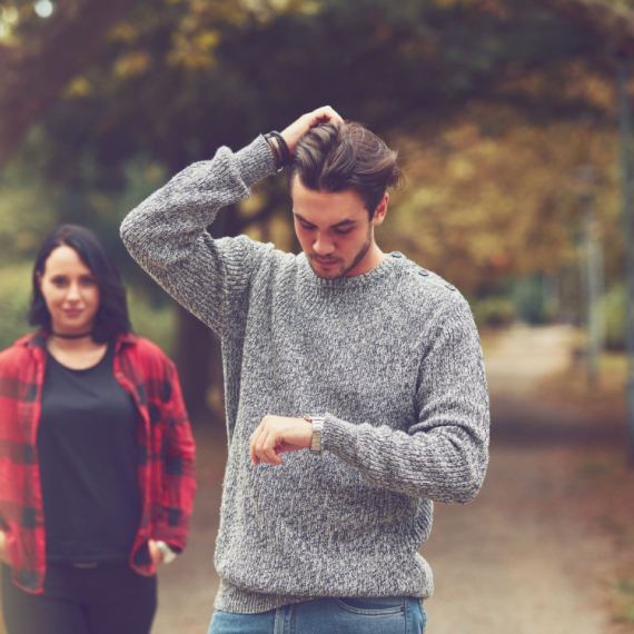 DNEVNI HOROSKOP ZA SREDU, 28. APRIL: OVNOVI ne znaju gde im je glava, JARČEVI čekaju jedan poziv ko "zemlja kišu"...