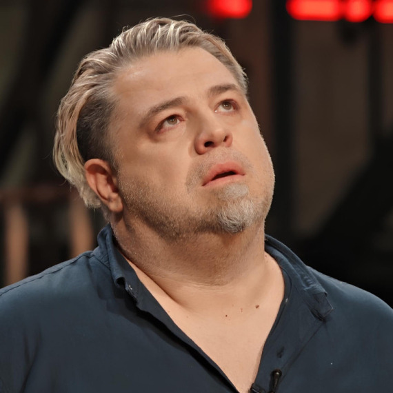 Uradio šta je uradio, a onda sa SUZAMA U OČIMA pomenuo RODITELJE TAKMIČARA (VIDEO)