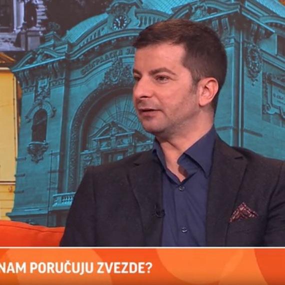 Nedeljna astro prognoza Vladimira Vlajića: Pun Mesec čini čuda, RIBE očekuje iznenadni brak, OVNOVI bi mogli da prevare partnera (VIDEO)