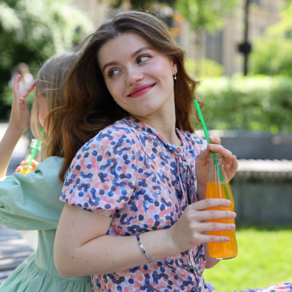 Znate li šta je "tečna smrt"? Pije je milijarde ljudi svakog dana