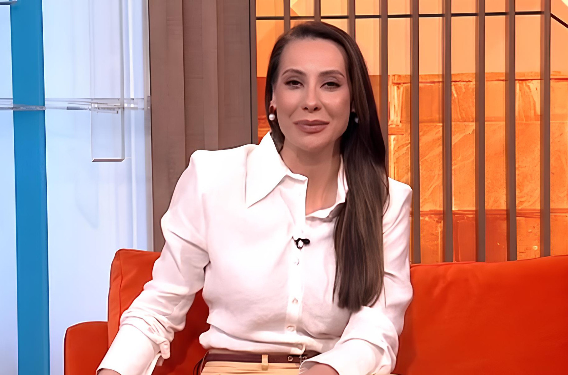 Novi imidž voditeljke Prve TV! Duga kosa je bila njen zaštitni znak, a OVU PROMENU niko nije očekivao (FOTO)