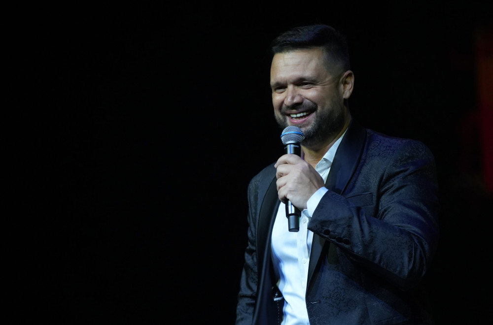 Pevač uložio u nekretninu na moru - godinama krio svoj raj na obali: "Želeo sam sebe da OBEZBEDIM"
