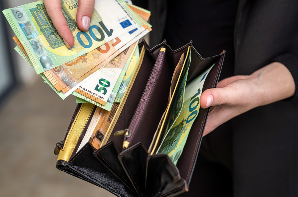 Boja novčanika PRIVLAČI NOVAC? Evo kako da utvrdite koja je idealna za vas!