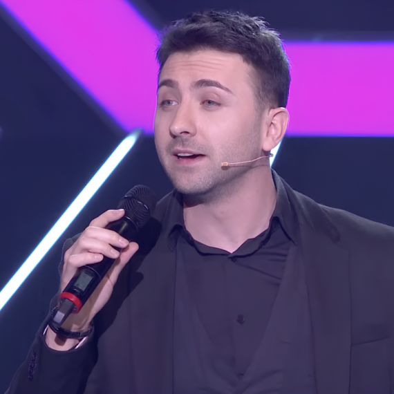 „Malo sam strožiji tata“: Stefan Petrušić o sinovima i privatnom životu