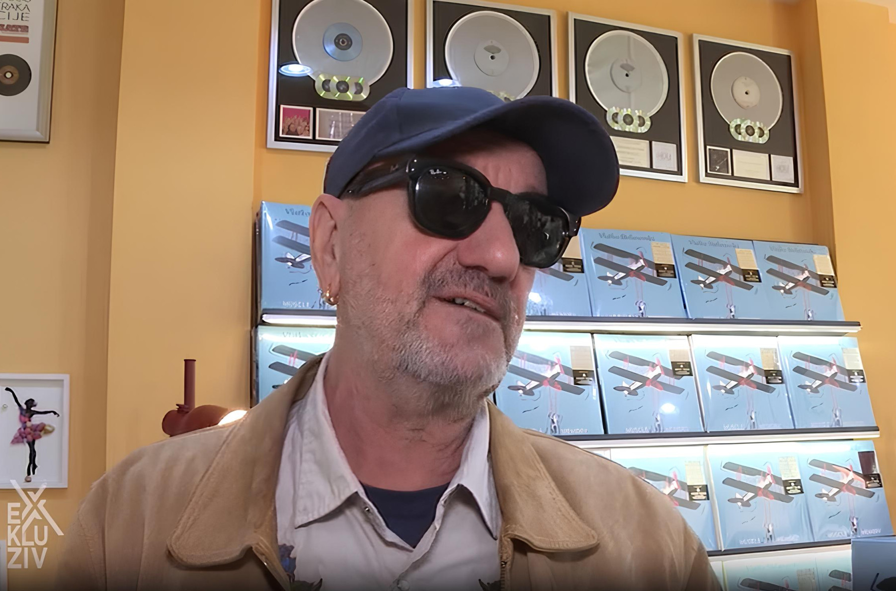 Nikad nećete pogoditi kome je Vlatko Stefanovski POSVETIO novu PESMU (VIDEO)