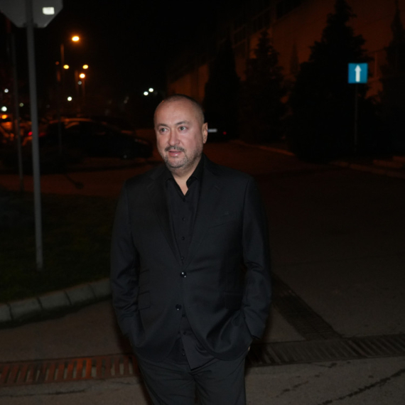 "Samo još GROM treba da me udari i sve sam završio u životu" Đanija je čovek UJEO na nastupu, a sada su poznati i SVI DETALJI (VIDEO)