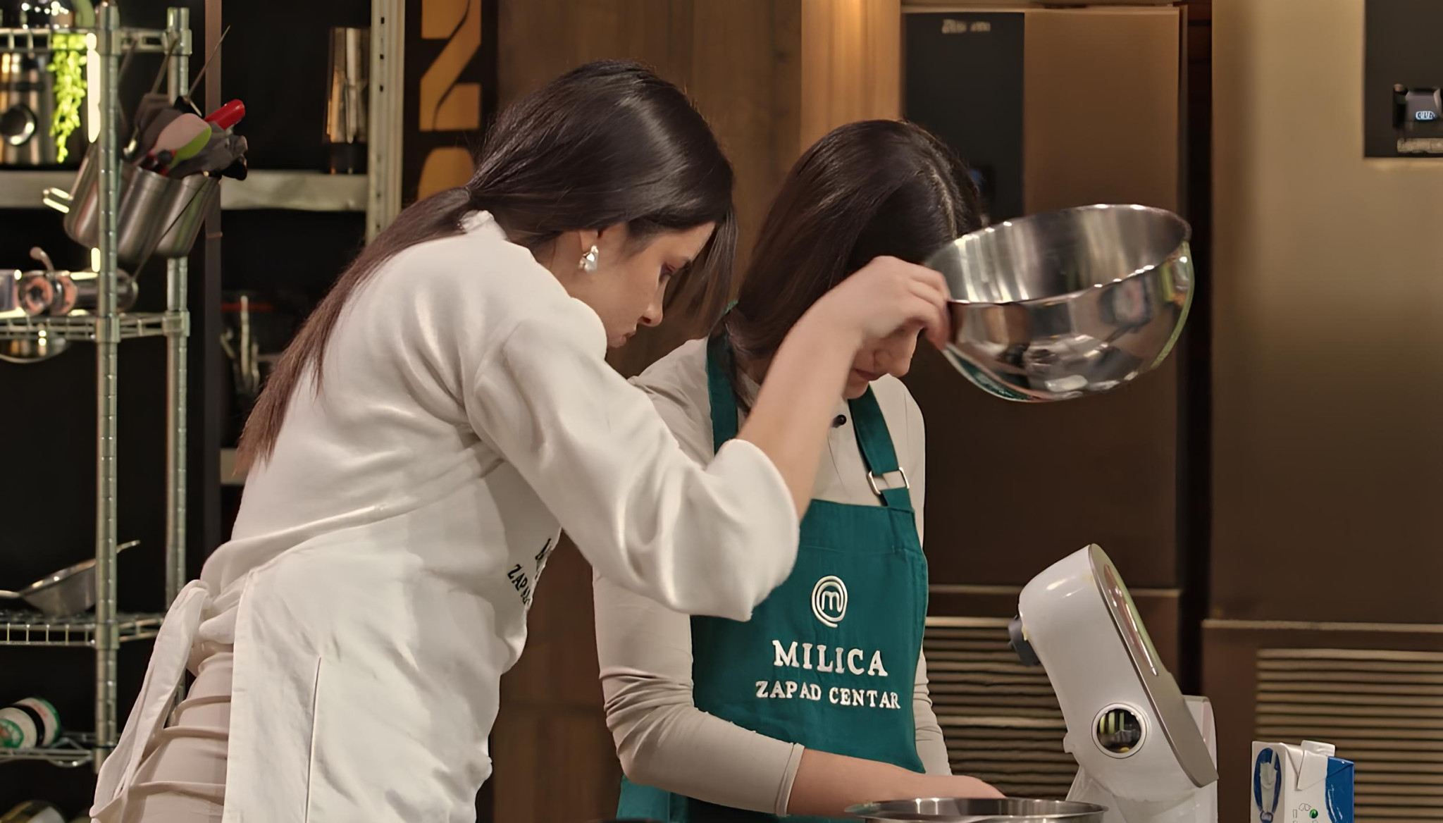 Milica KRITIKOVALA sestru: “Očigledno nije znala razliku između gustina i brašna”