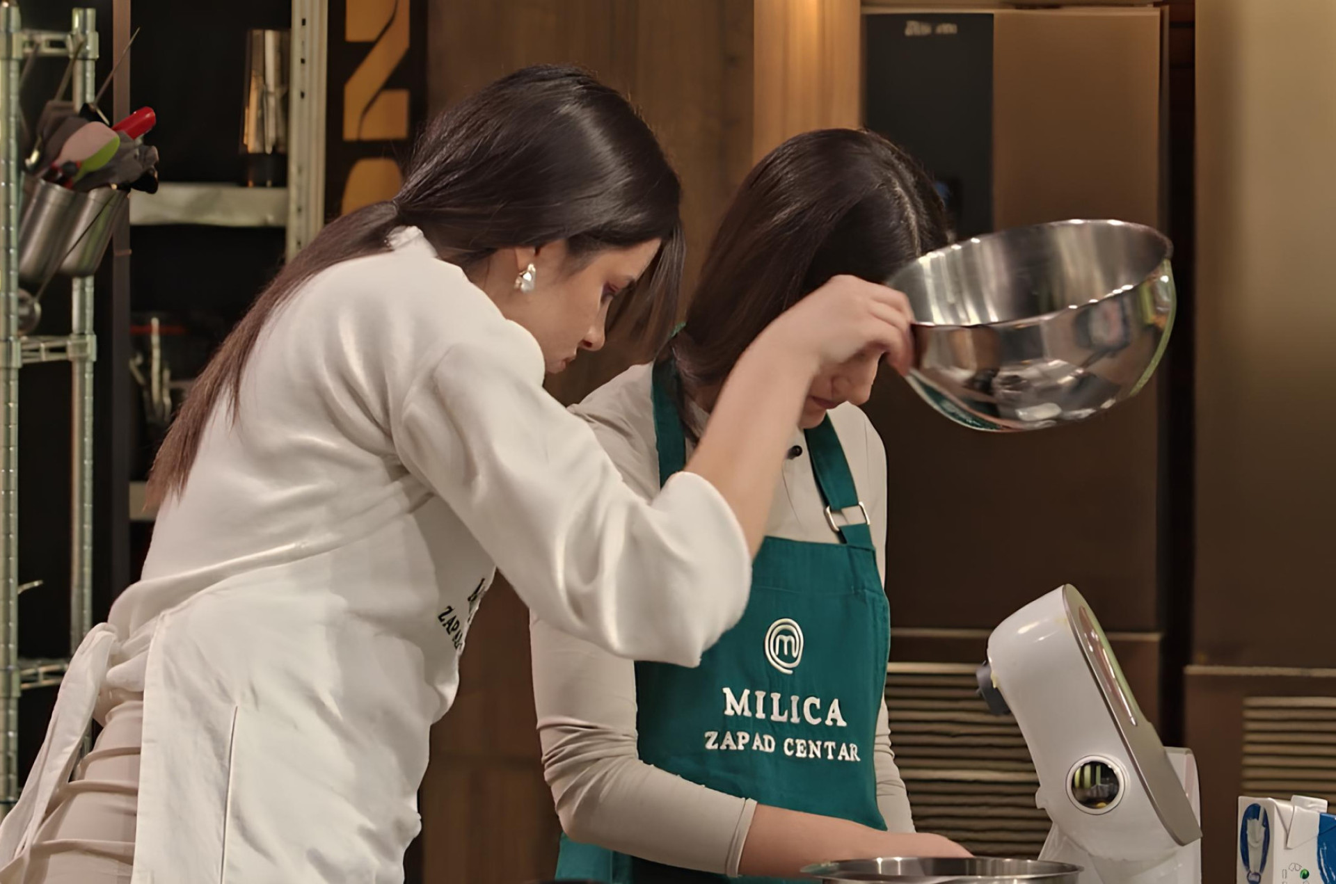 Milica KRITIKOVALA sestru: “Očigledno nije znala razliku između gustina i brašna”