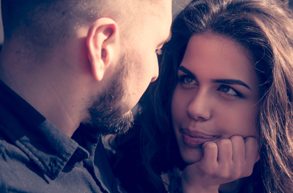 Tri znaka Zodijaka koji najviše IDEALIZUJU PARTNERA