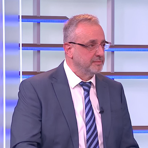 Profesor dr Ranko Rajović upozorio roditelje: "SMANJENJE EMPATIJE automatski znači POVEĆANJE VRŠNJAČKOG NASILJA" (VIDEO)