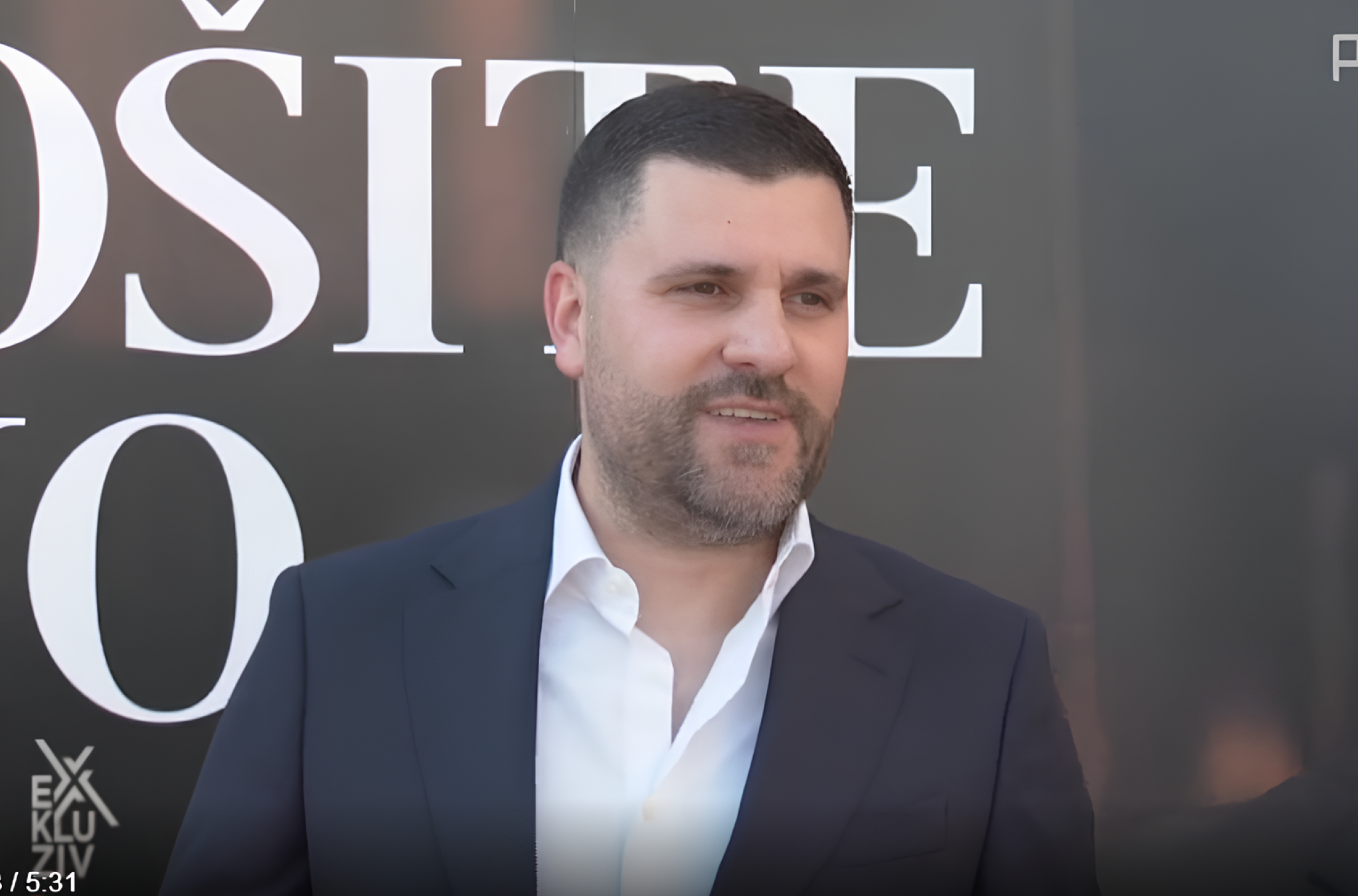 Zašto je pevač odlučio da baš u "NAJTEŽEM ŽIVOTNOM TRENUTKU" izađe sa novom pesmama (VIDEO)
