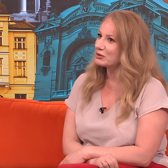 Posle 14 godina i 14 pokušaja postala je majka, a sve vreme je podrška drugima: "Oko 300 beba rođeno je zahvaljujući mojoj..."(VIDEO)