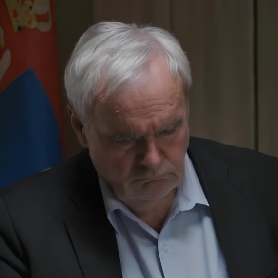 Igra sudbine: Ljubav nakon greha - Četvrtak, 18. jun - Vukašin konačno shvata ko je čovek sa slike!