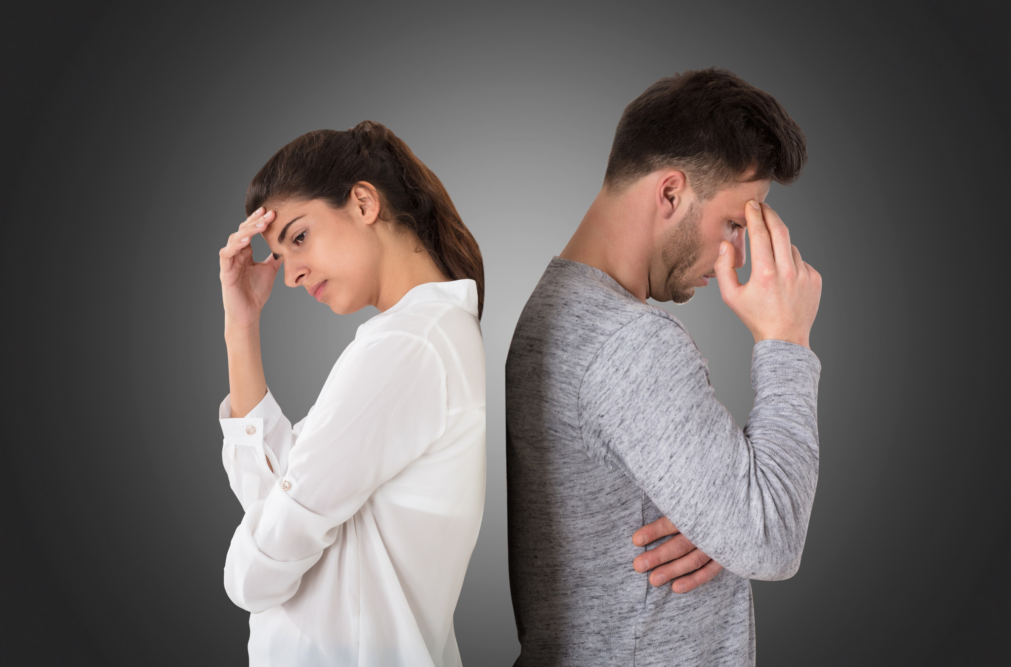 5 PROBLEMA U VEZI za koje ljudi misle da su sasvim normalni, a zapravo su znak nečega MNOGO OZBILJNIJEG