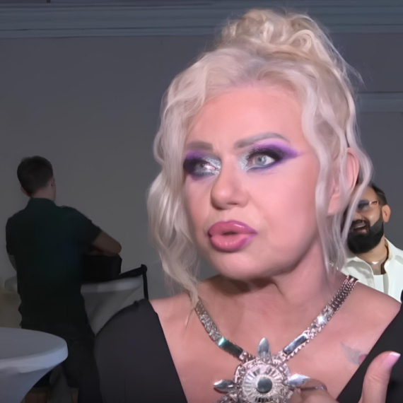 "Nek mi zameri ko god hoće, ja ih volim više nego ljude" Evo ŠTA Zorana Pavić radi za životinje lutalice (VIDEO)