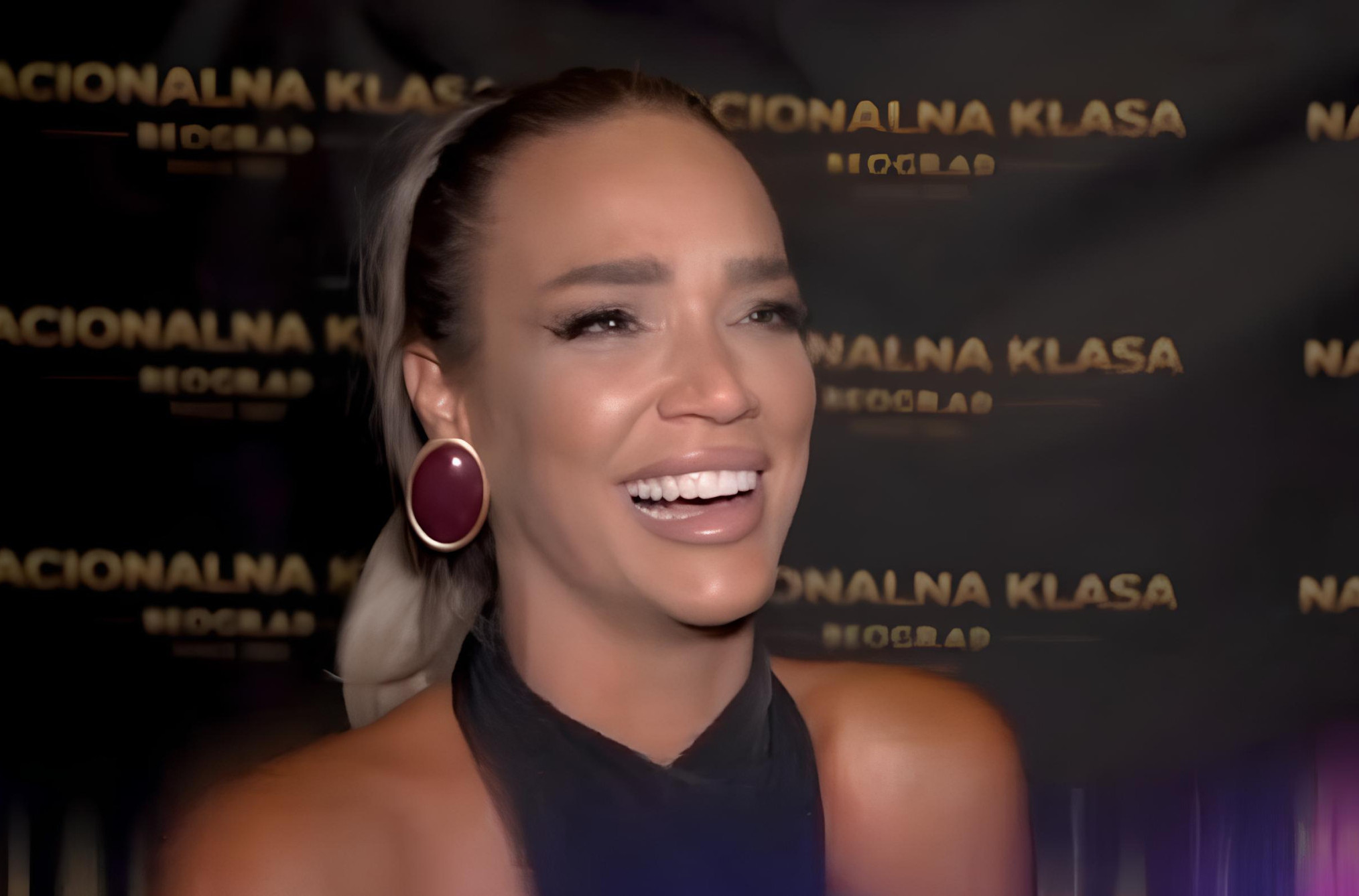 Pevačica Marija Mikić otkrila ŠTA radi OD 4 DO POLA 7!