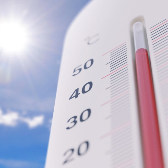 Pod CRVENIM meteo alarmom Bačka, Banat i Pomoravlje: Ostatak zemlje pod NARANDŽASTIMtim