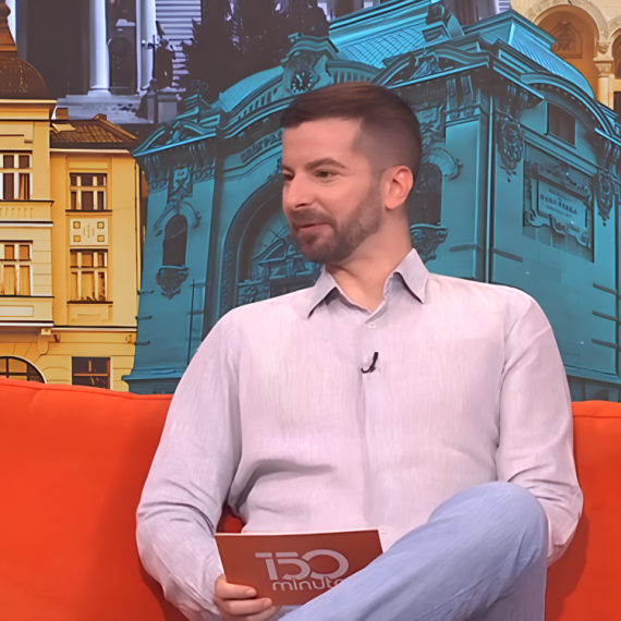 NEDELJNA ASTRO PROGNOZA VLADIMIRA VLAJIĆA: Sve pršti od strasti i flerta, jedan znak čeka VELIKO IZNENAĐENJE!