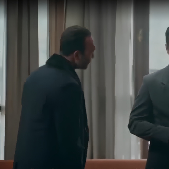 Gorkem Sevindik otkrio detalje odnosa sa Čagatajem Ulusojem: „Pričamo o hrani, planiramo večeru, on je glumac čiji svaki projekat privlači pažnju“