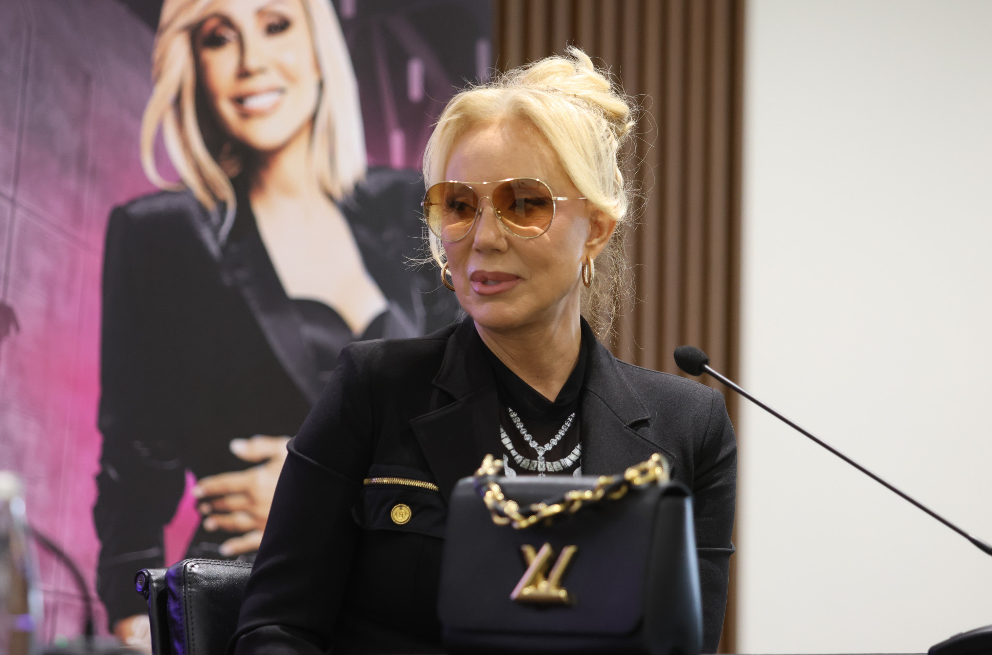 Lepa Brena na istom mestu posle 39 godina: Svi se sećate scene iz kultnog filma (FOTO)