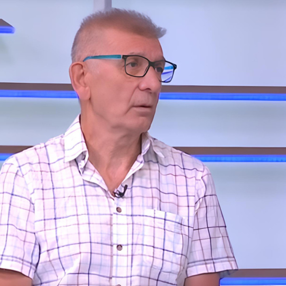 VRUĆINE I TEMPERATURE IZNAD PROSEKA! Meteorolog Nedeljko Todorović otkriva KAKAV septembar nas očekuje!