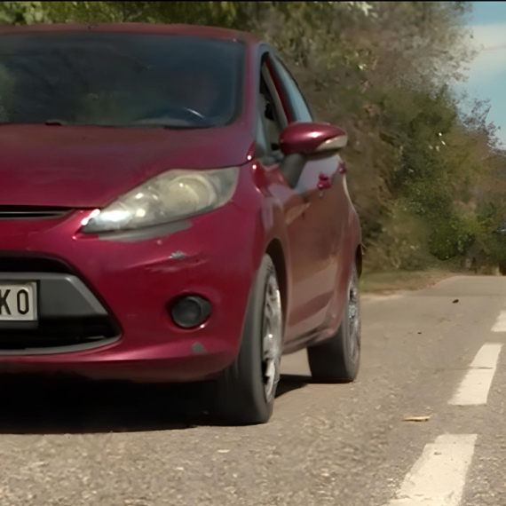 Čudo prirode ili natprirodni fenomen: Na ovom mestu na Radan planini AUTOMOBIL SE SAM KREĆE UZBRDO... ili možda ipak nizbrdo?