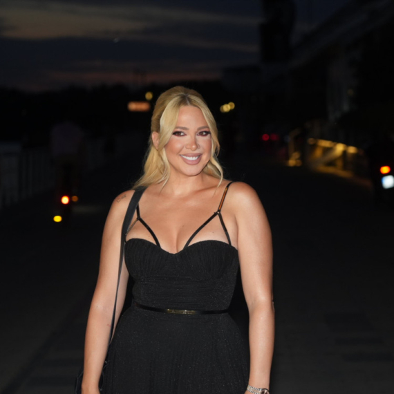 Sina joj čuva FILIPINKA! Milica Todorović progovorila o bebi - "Je l' moguće da takva ljubav POSTOJI?"
