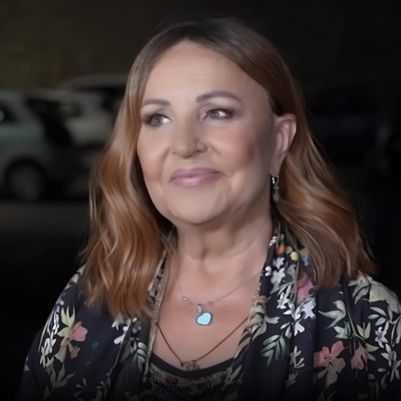 "Jedno jutro sam ustala i pogledala se u ogledalo..." Kako je Ana Bekuta došla do odluke da se povuče iz žirija šoua "Zvezde Granda"?