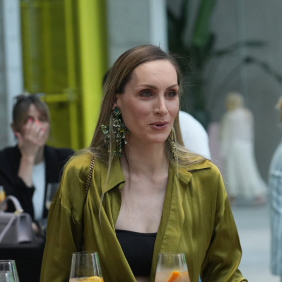 „Čak će i zaverenici lagati jedni druge!“ Jelena Gavrilović priznala zašto je oduševljena Trejtorsima (VIDEO)