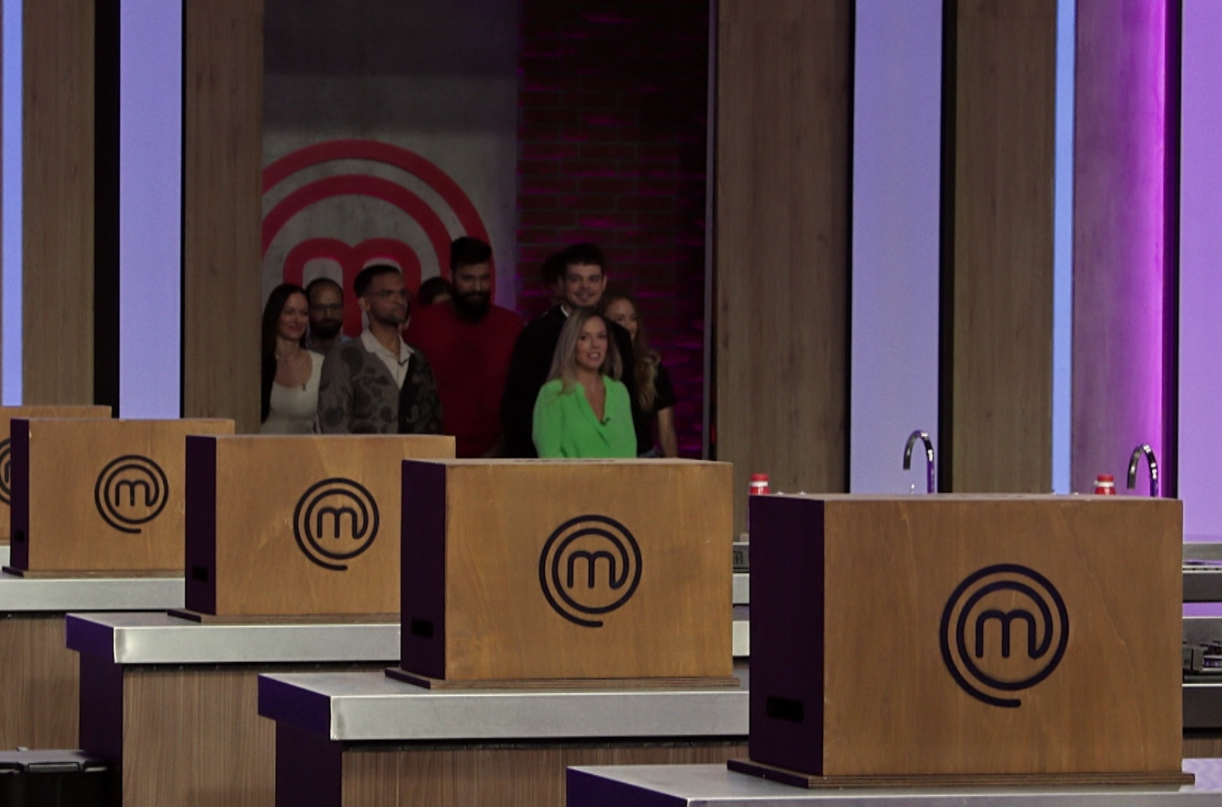 MasterChef Srbija - Petak, 25. septembar - Šta se to krije ispod kutija iznenađenja?
