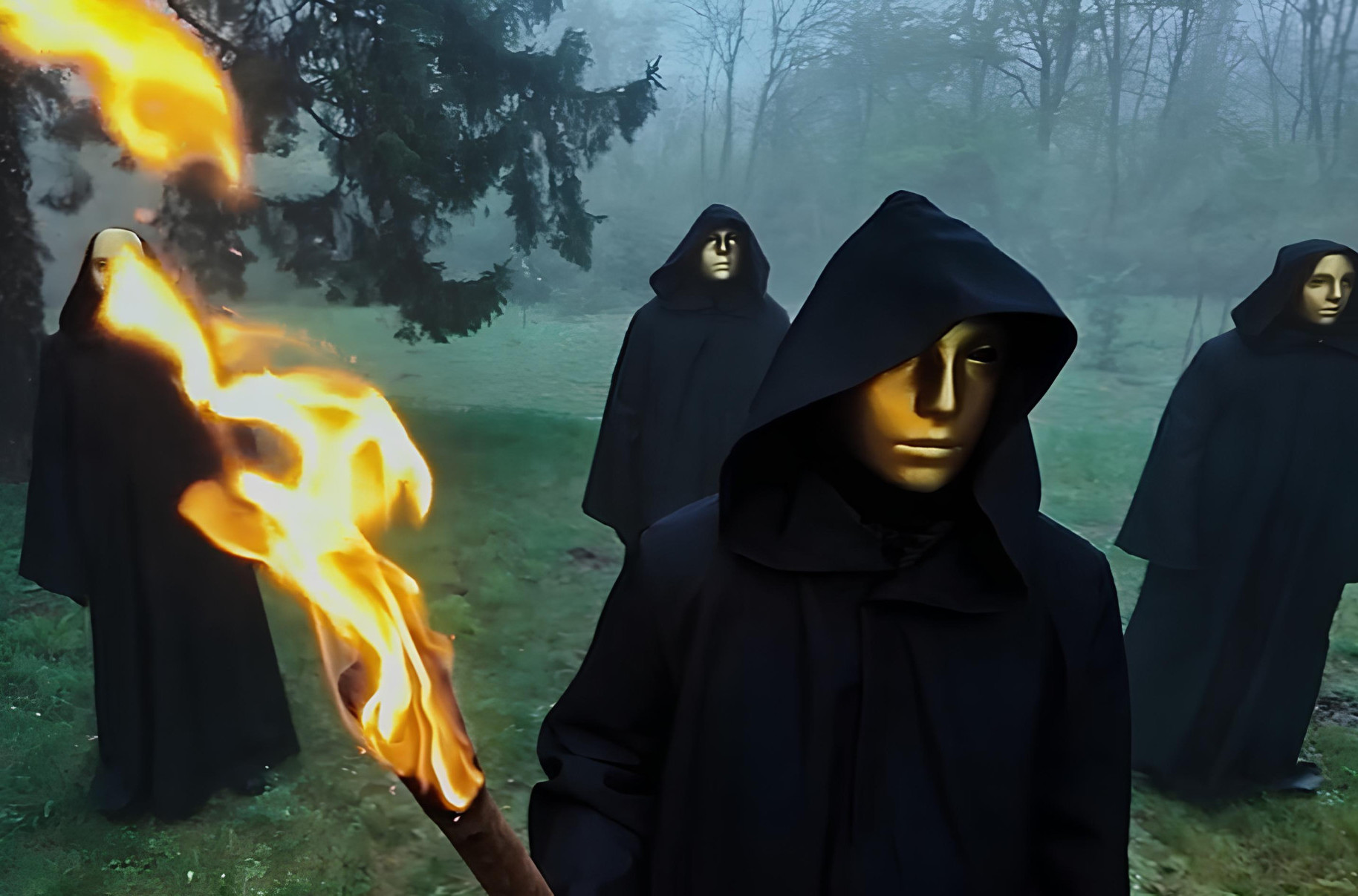 The Traitors Srbija – „PARANOJA JE NA MAKSIMUMU“: Maske su pale – otkriveni NOVI TAKMIČARI, prve ozbiljne SUMNJE na Zaverenike, ŽESTOK OKRŠAJ za Okruglim stolom