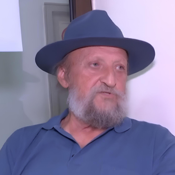 "Svašta mi je padalo na pamet" Petar Božović je ZAMALO NAPUSTIO GLUMU - ove godine su mu bile prekretnica!