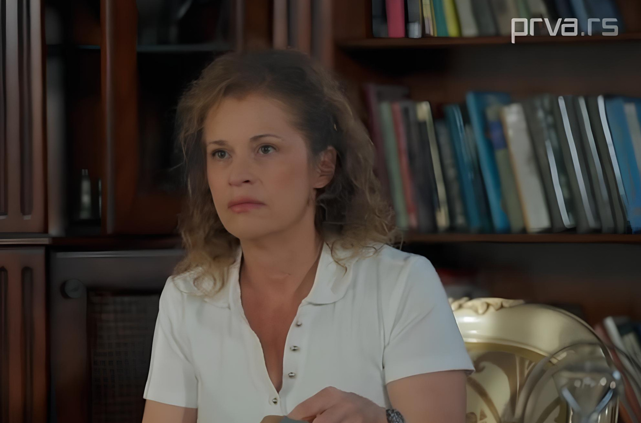 Igra sudbine: Bogatstvo ima cenu - Petak, 2. oktobar - Olgi nije jasno kako Marijana veruje u "bapske priče"