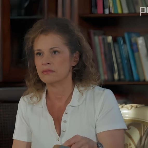 Igra sudbine: Bogatstvo ima cenu - Petak, 2. oktobar - Olgi nije jasno kako Marijana veruje u "bapske priče"