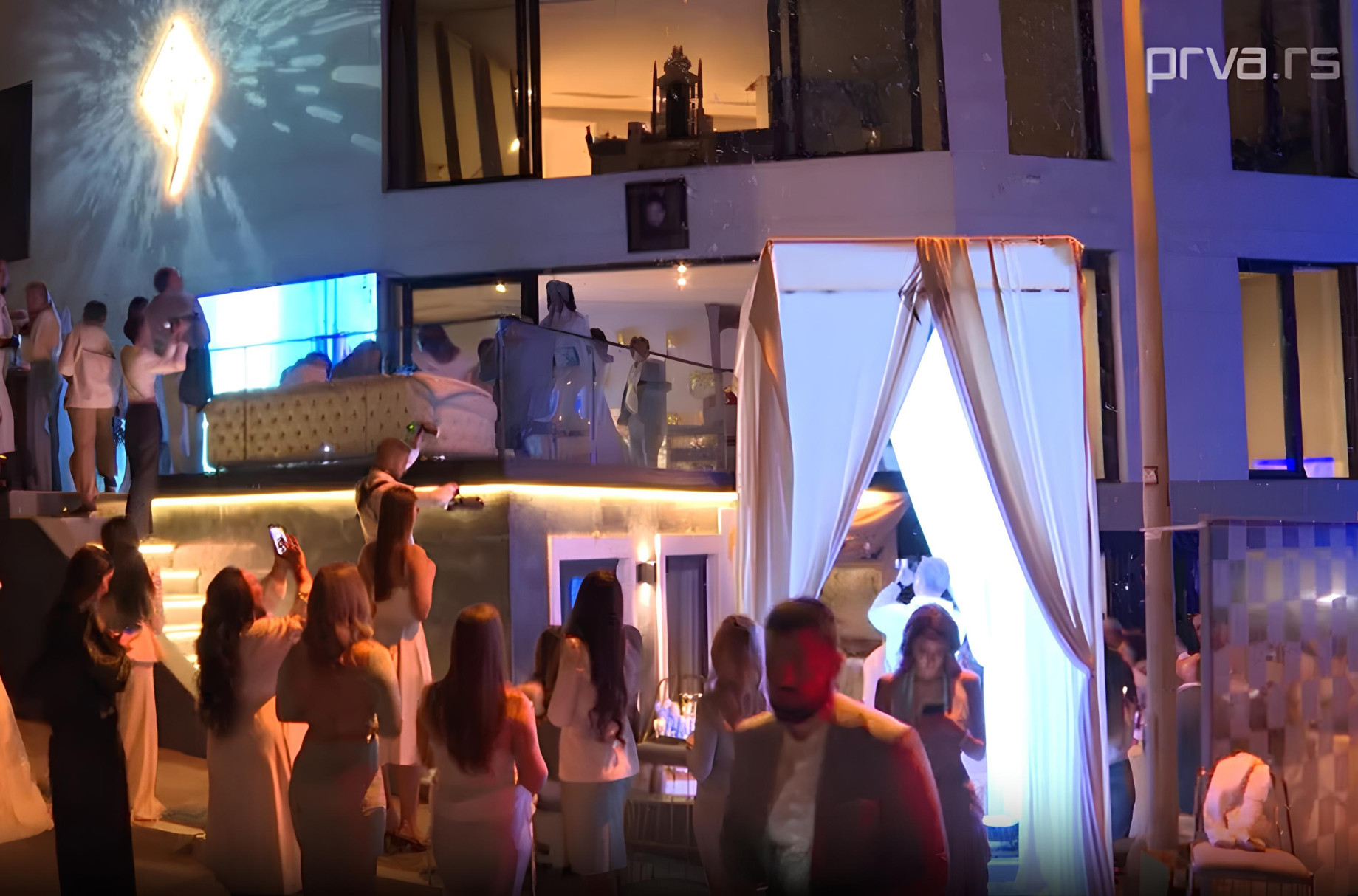 Biznis na srpskoj estradi: Da li su naše poznate i slavne ličnosti dobri preduzetnici? (VIDEO)