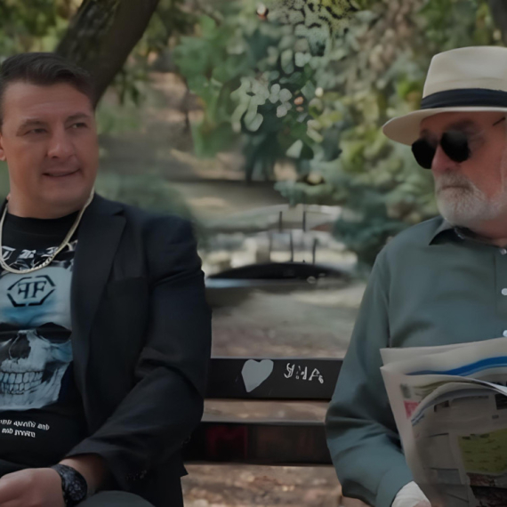 Igra sudbine: Bogatstvo ima cenu - Ponedeljak, 5. oktobar - "Dobar dan Komarčeviću"