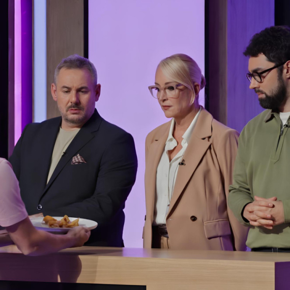 „Jako sam zabrinut, presolio sam sos na kraju!“: On je najnesigurniji Plavi u crnoj kecelji!
