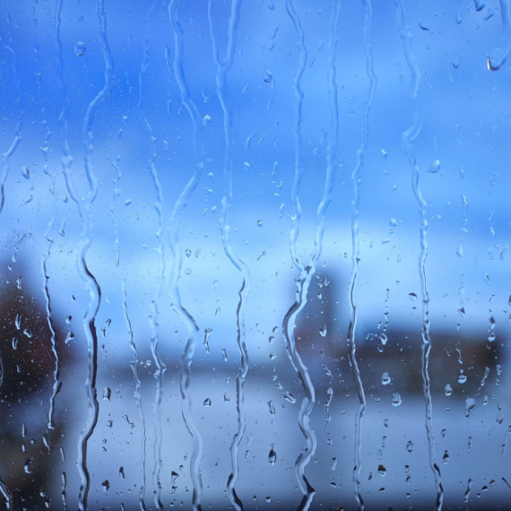 Stiže hladnije vreme: Osetan pad temperature, oblačno sa kišom i pljuskovima, temperatura do 28 stepeni