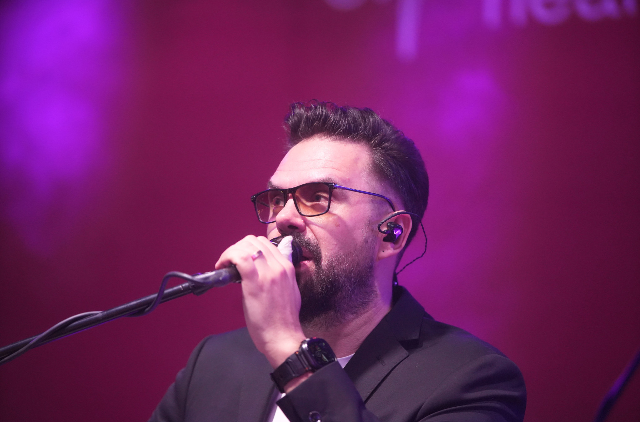 "PONEKAD MOZAK JEDNOSTAVNO BLOKIRA" Petar Grašo otkrio ŠTA mu se to nepredviđeno dogodi na koncertu